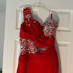 Beautiful long gown with back scarf. Worn once to a ball. Been tucked away